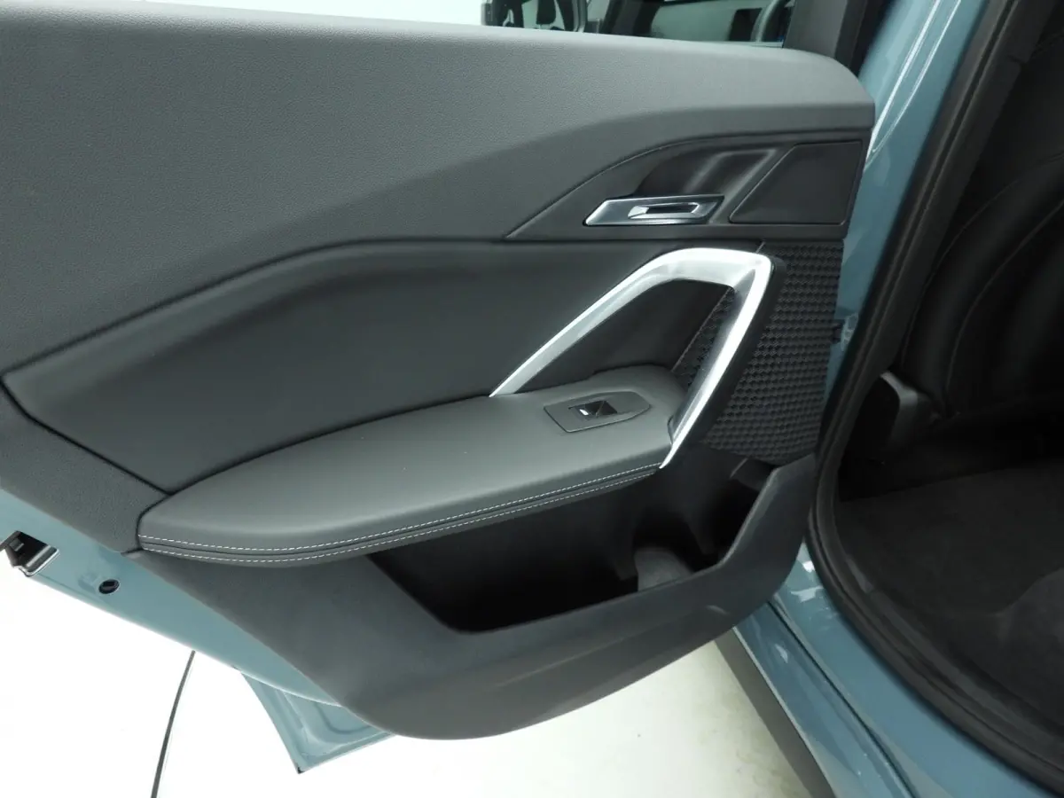 xDrive30 | M-Sportpakket | LED | Leder | Navigatie | Panoramadak | Stoelverwarming | DAB | Alu 19 inch