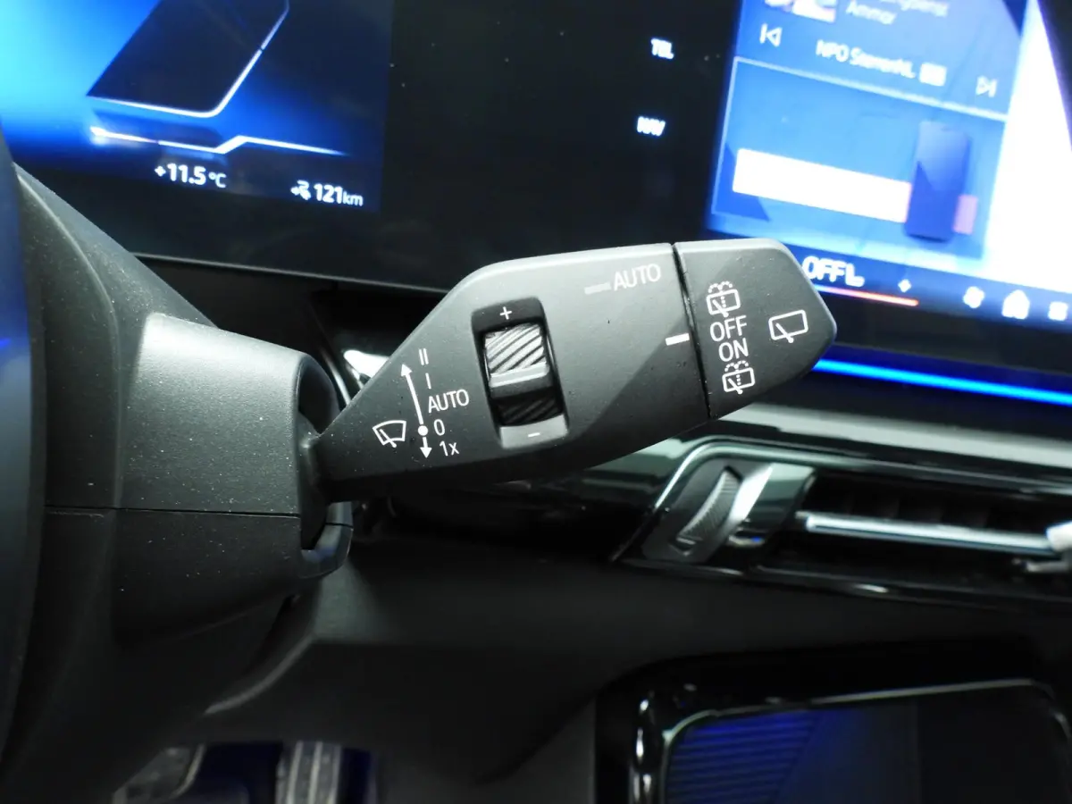xDrive30 | M-Sportpakket | LED | Leder | Navigatie | Panoramadak | Stoelverwarming | DAB | Alu 19 inch