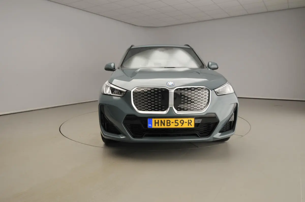 xDrive30 | M-Sportpakket | LED | Leder | Navigatie | Panoramadak | Stoelverwarming | DAB | Alu 19 inch