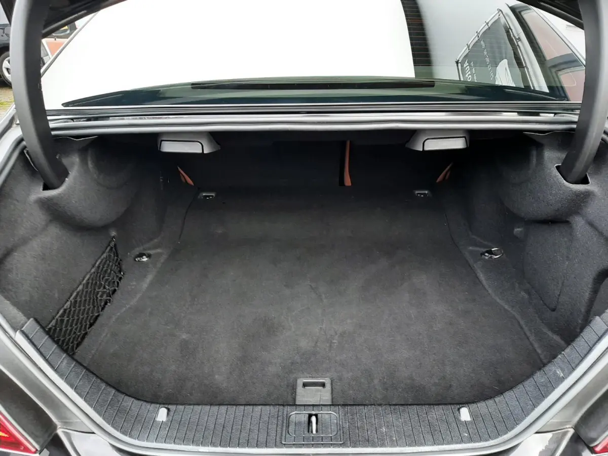 AMG 63 S 4MATIC 585 pk vol carbon