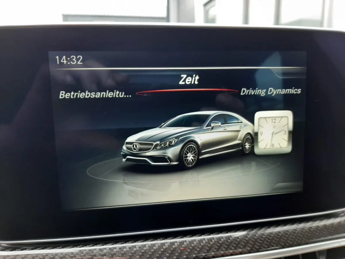 AMG 63 S 4MATIC 585 pk vol carbon