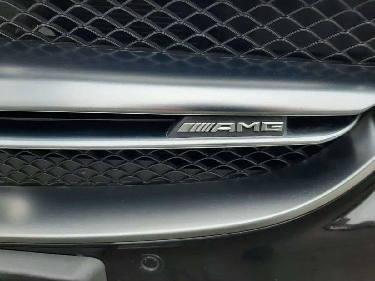 AMG 63 S 4MATIC 585 pk vol carbon
