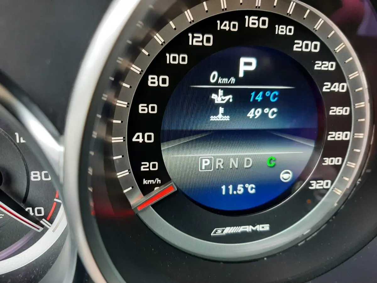AMG 63 S 4MATIC 585 pk vol carbon