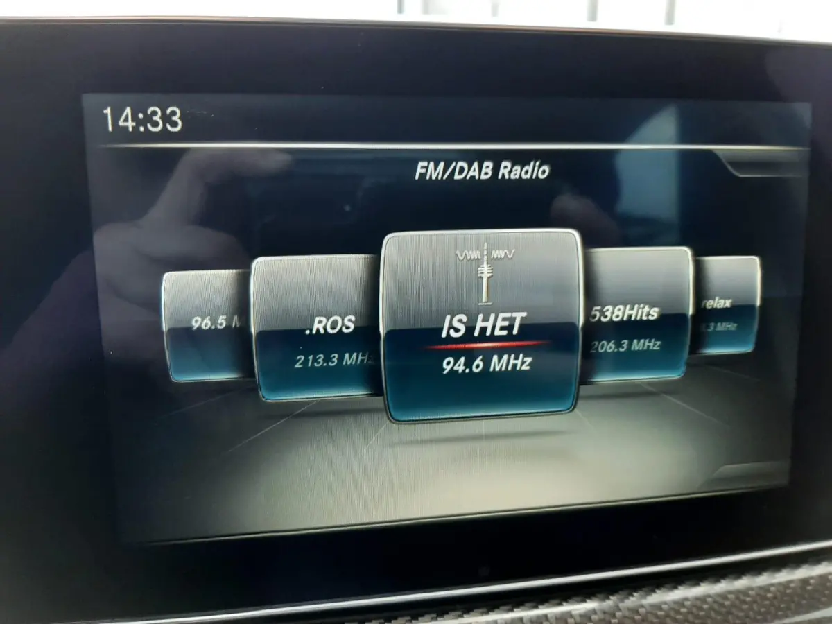AMG 63 S 4MATIC 585 pk vol carbon