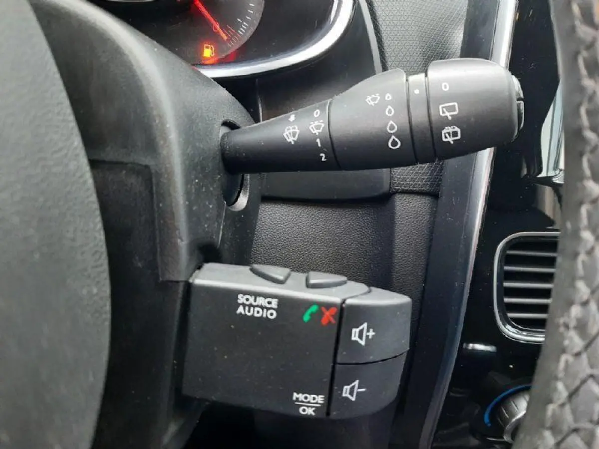 0.9 TCe Intens airco cruise lmv ele pakket
