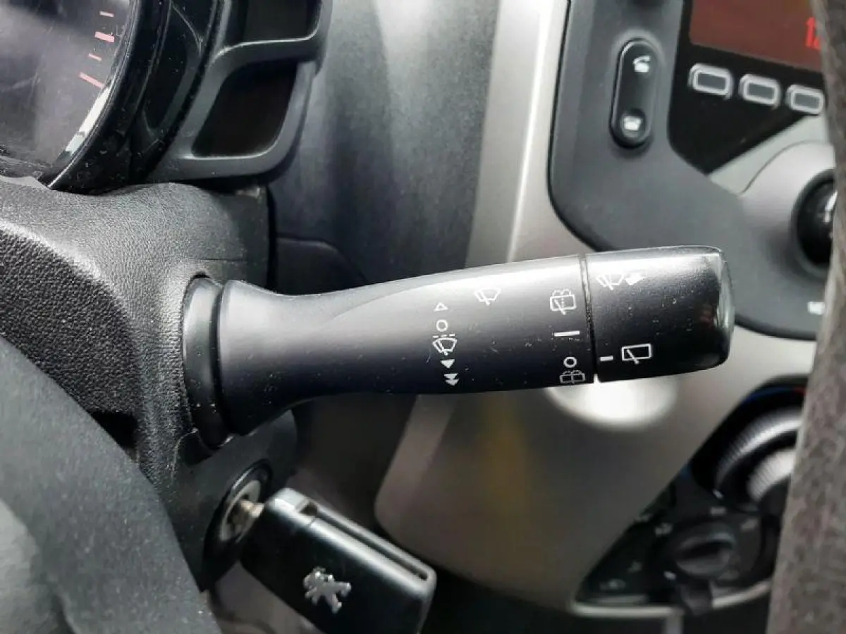 1.0 e-VTi Active airco ele pakket apk 4-2027