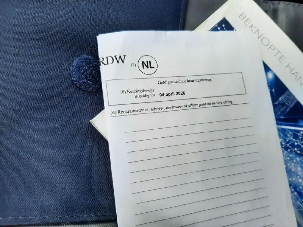 1.0 e-VTi Active airco ele pakket apk 4-2027