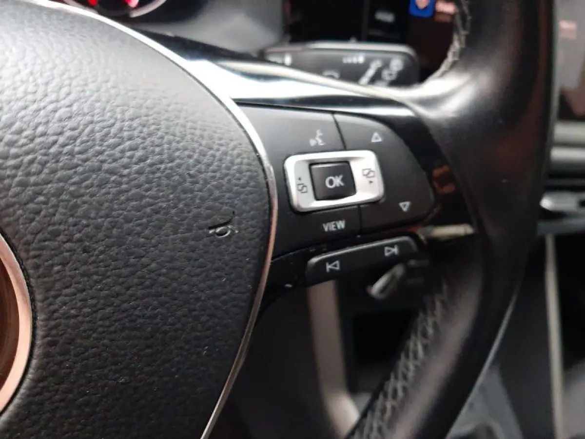 1.0 TGI Comfortline navi airco cruis appel carplay cng