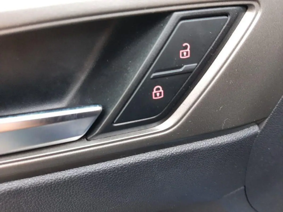 1.0 TGI Comfortline navi airco cruis appel carplay cng