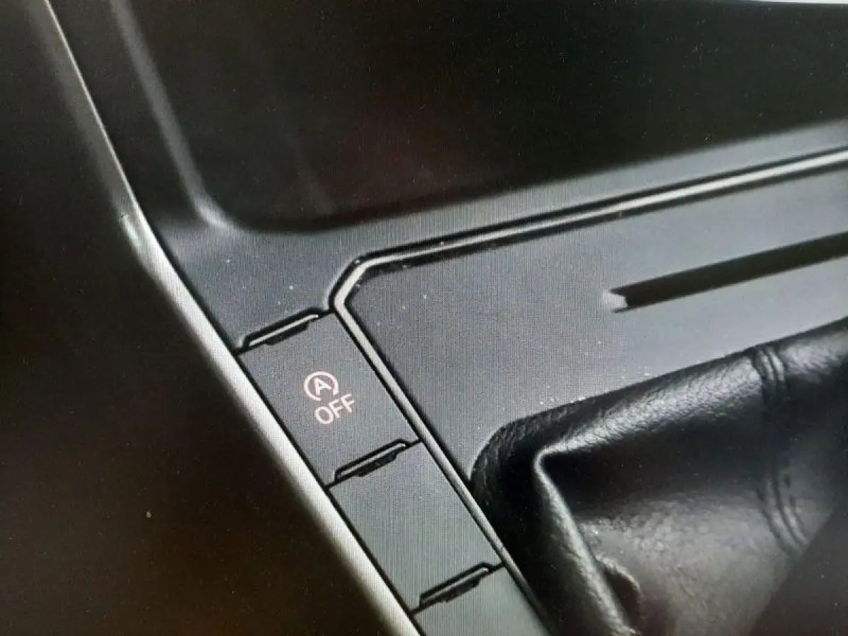 1.0 TGI Comfortline navi airco cruis appel carplay cng
