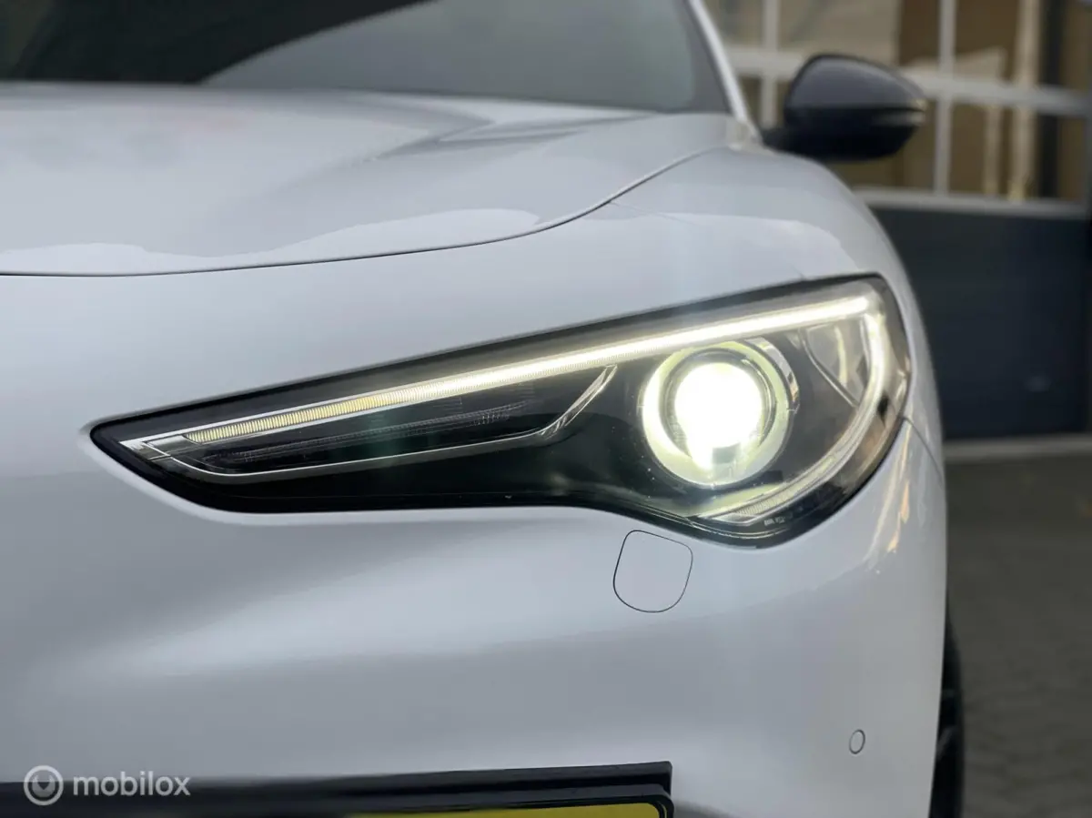 2.0 T AWD Veloce BOMVOLL!!