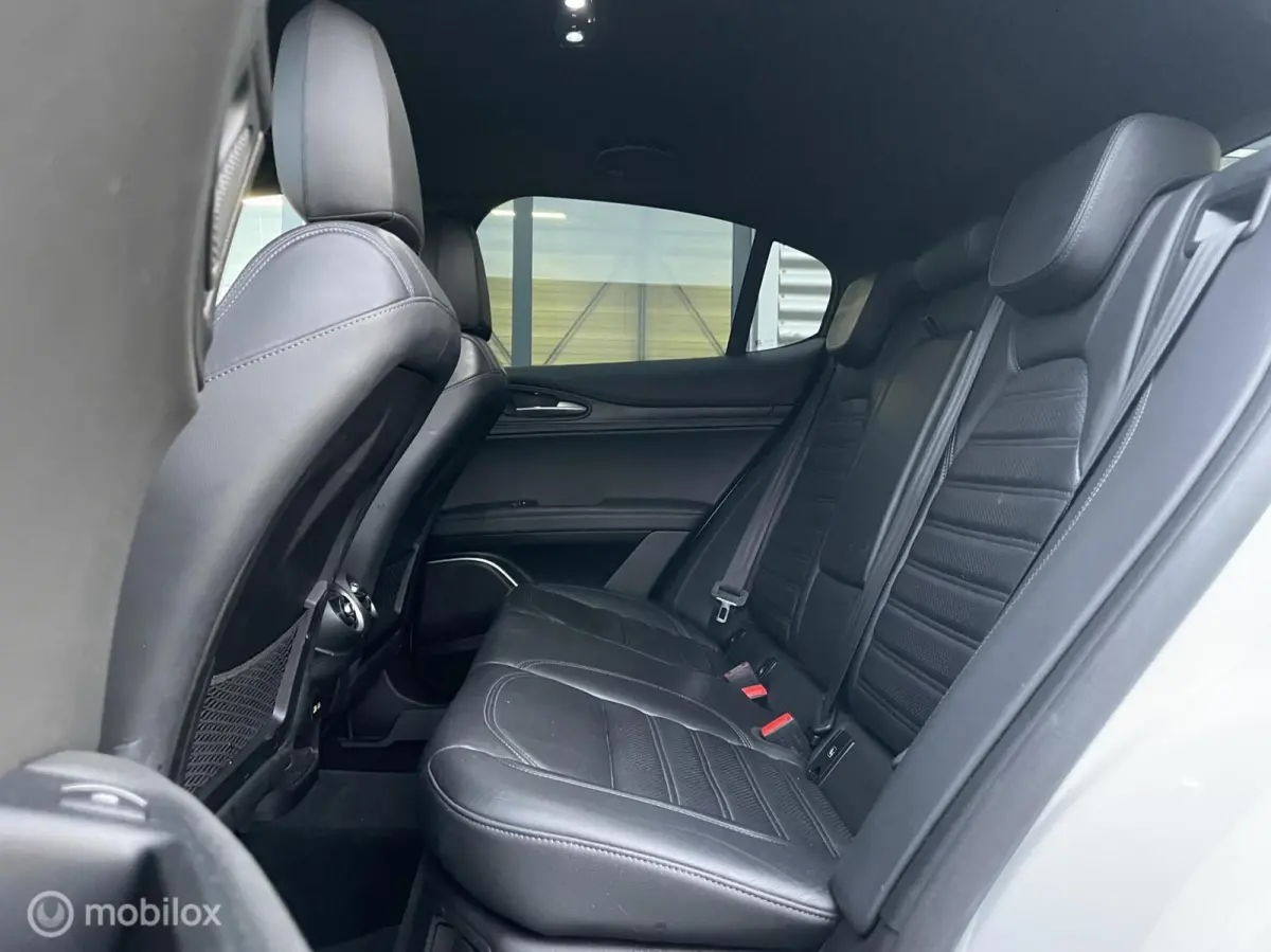 2.0 T AWD Veloce BOMVOLL!!