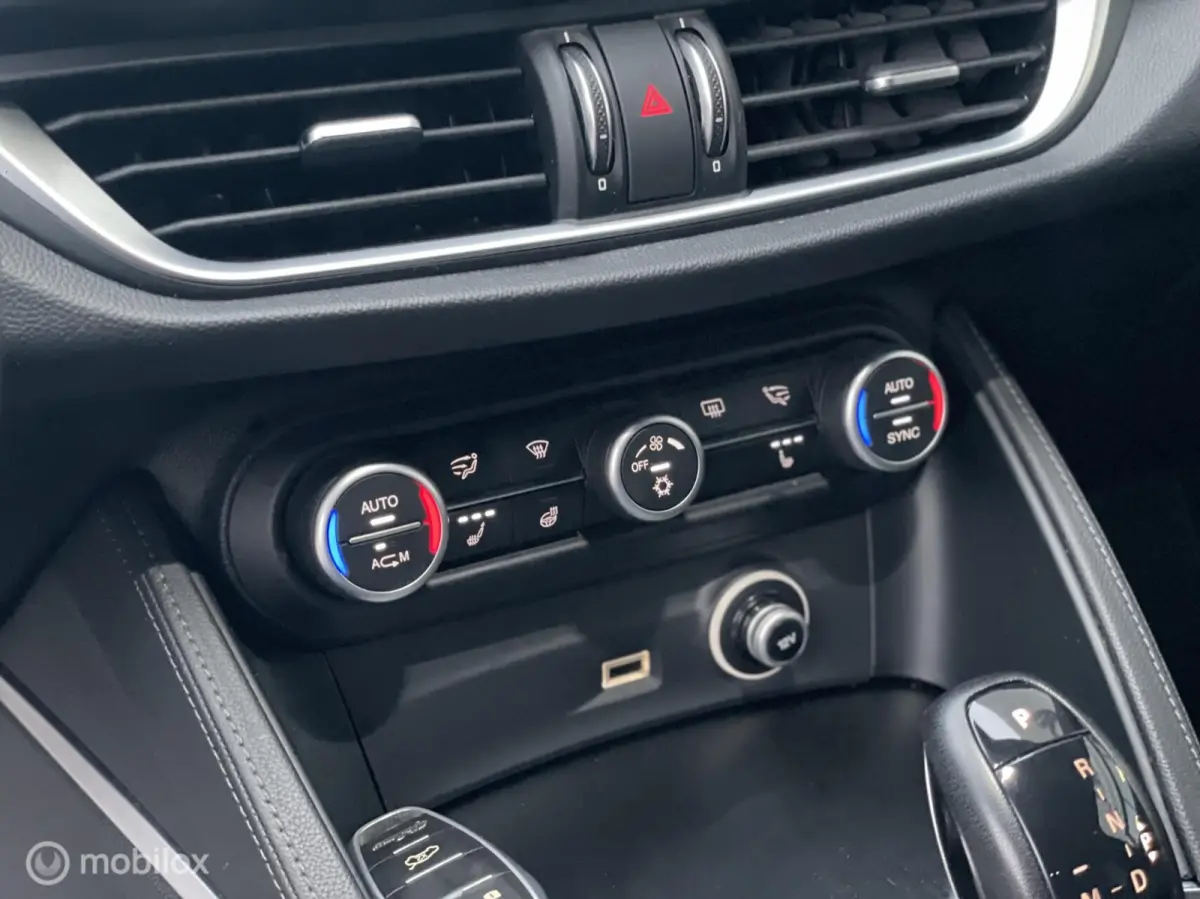 2.0 T AWD Veloce BOMVOLL!!