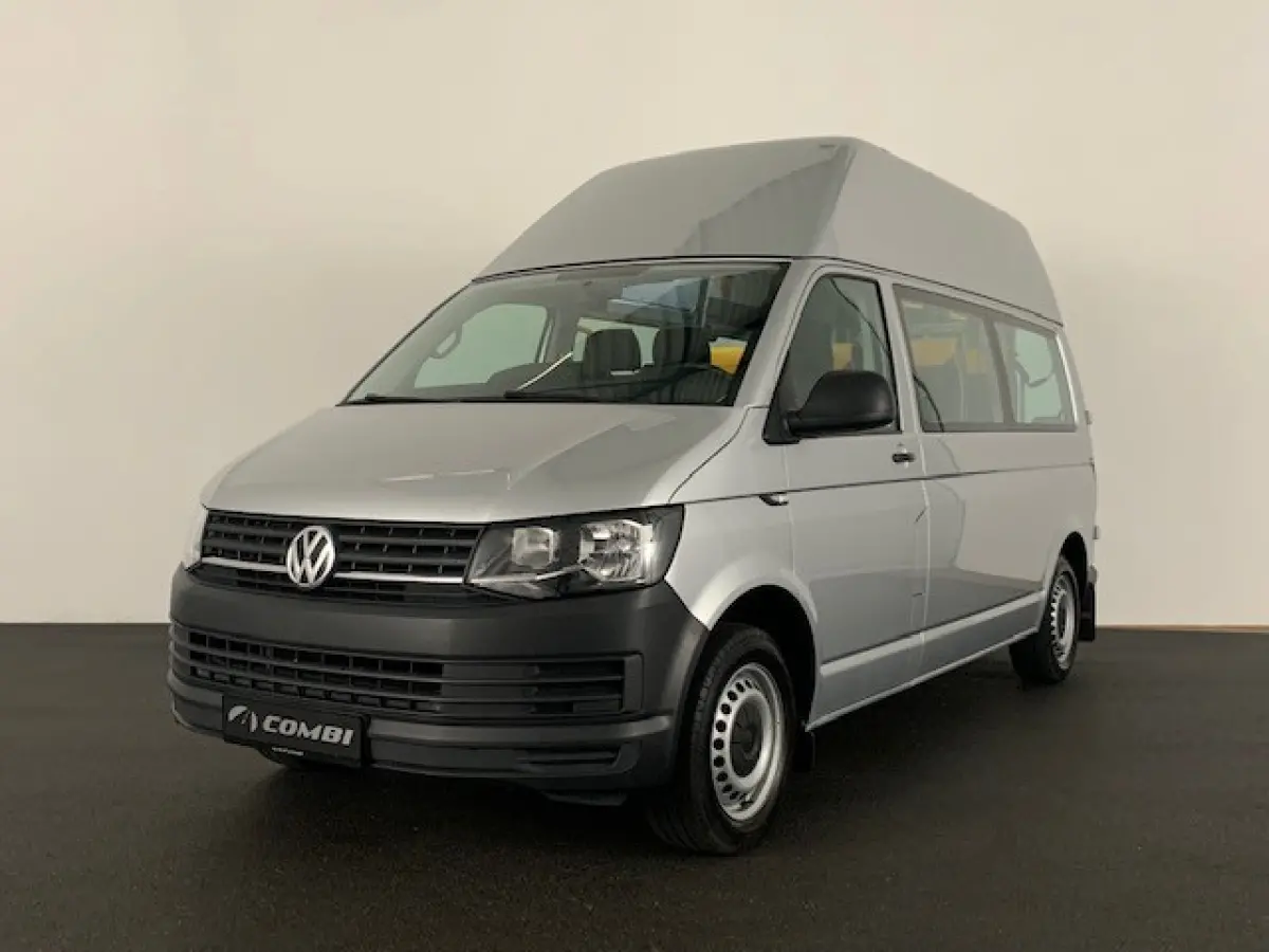 2.0 TDI L2H3 > Rolstoelvervoer / 9 personenbus / rolstoelbus / invalide bus / 9 persoonsbus / groepsvervoer