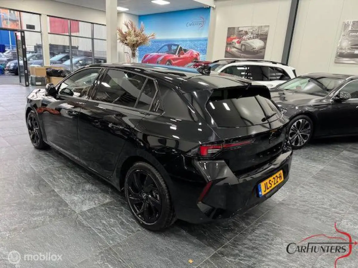 1.2 TURBO GS AUTOMAAT BLACK EDITION 1336 KM!