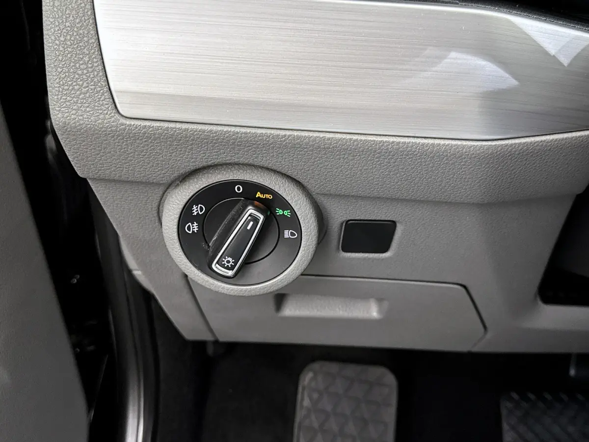 2.0 TDI L2H1 32 DC Bulli ABT Bodykit 204pk Leder Dubbele cabine Virtual cockpit Navigatie