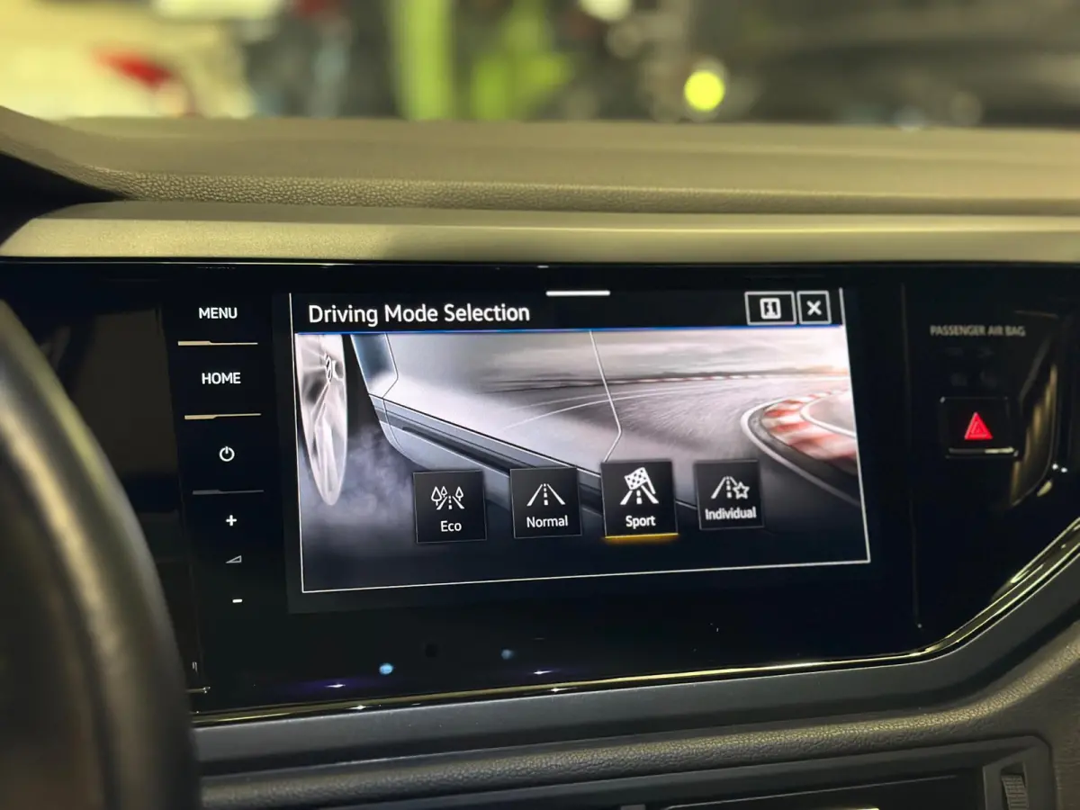1.0 TSI R-Line|PANO|KEYLESS|FULL OPTIONS