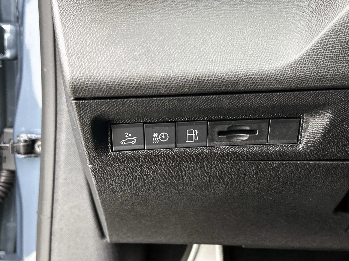 1.6 Plug-in Hybrid 195 GT | 8 JAAR GARANTIE | NIEUW | SNEL LEVERBAAR | Elektrische Bestuurdersstoel | Elektrische Achterklep | Adaptieve Cruise Control | Lederen/Alacantara | Matrix-LED Kopl