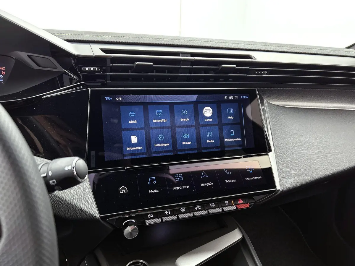 1.6 Plug-in Hybrid 195 GT | 8 JAAR GARANTIE | NIEUW | SNEL LEVERBAAR | Elektrische Bestuurdersstoel | Elektrische Achterklep | Adaptieve Cruise Control | Lederen/Alacantara | Matrix-LED Kopl