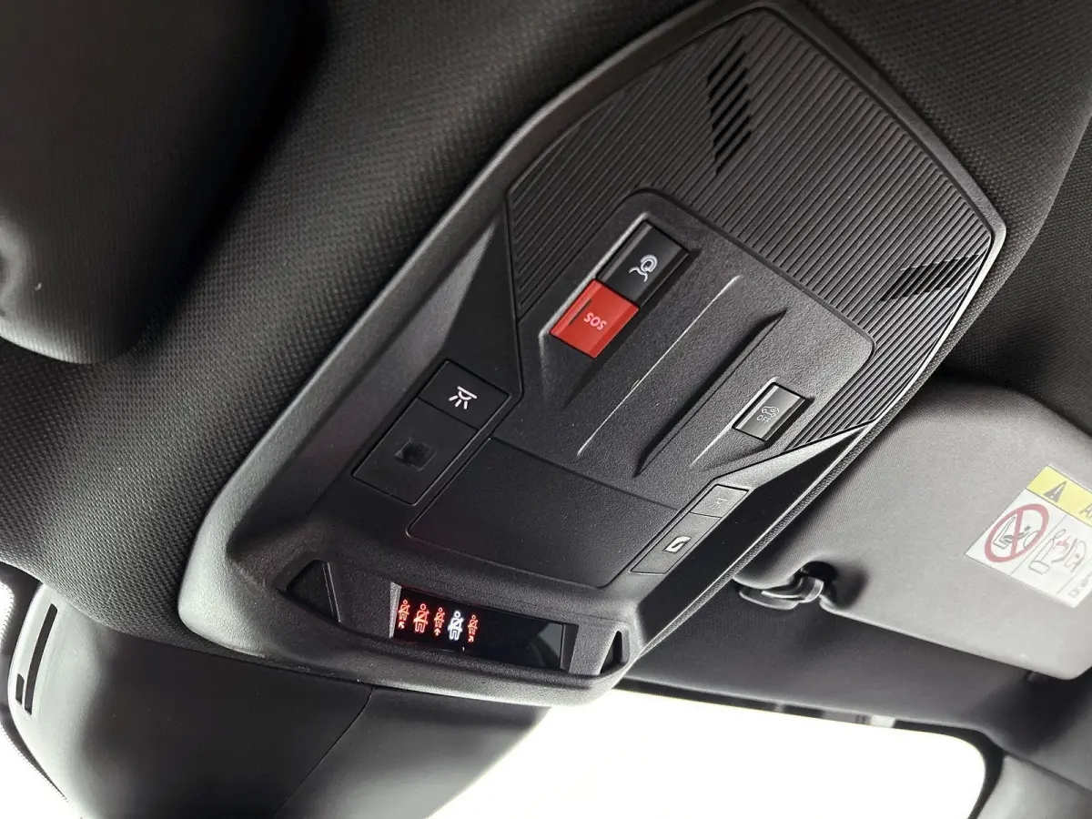 1.6 Plug-in Hybrid 195 GT | 8 JAAR GARANTIE | NIEUW | SNEL LEVERBAAR | Elektrische Bestuurdersstoel | Elektrische Achterklep | Adaptieve Cruise Control | Lederen/Alacantara | Matrix-LED Kopl