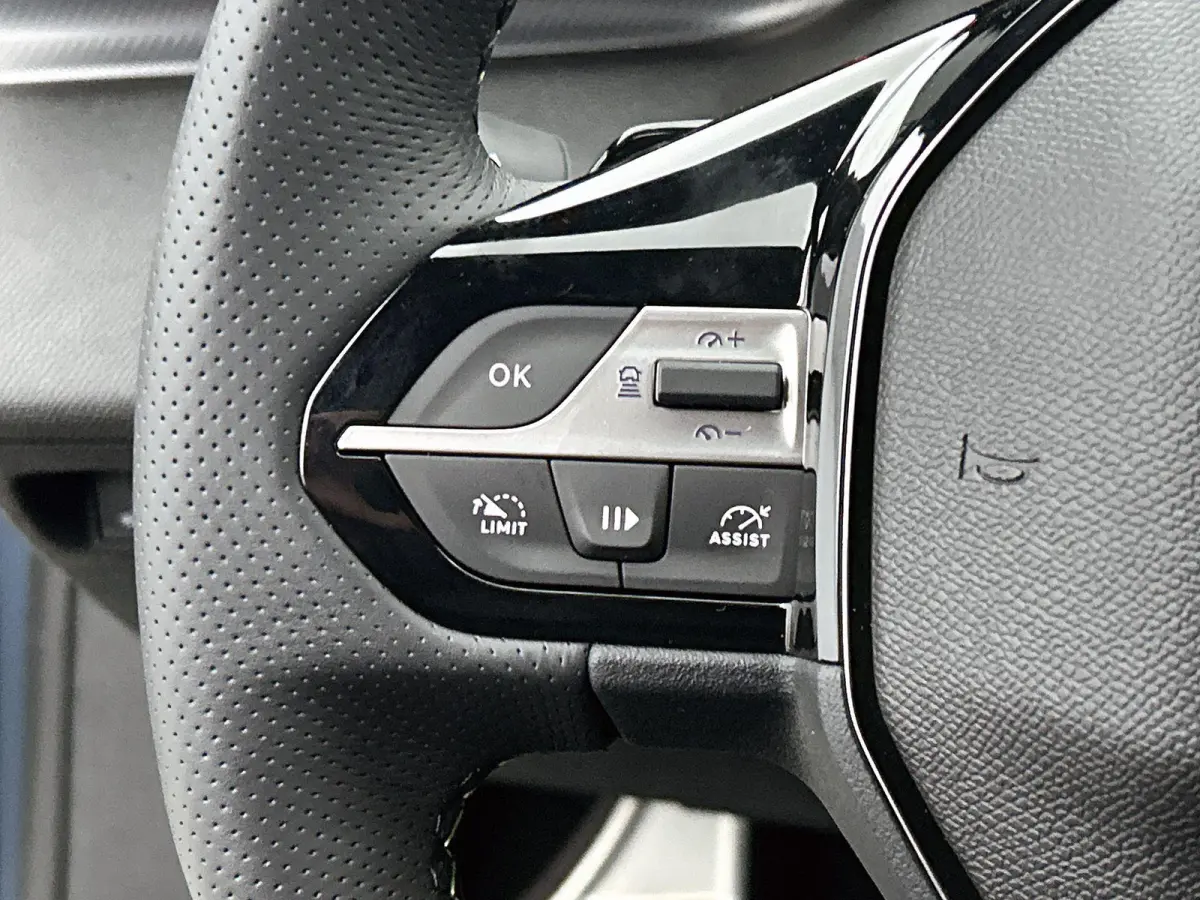 1.6 Plug-in Hybrid 195 GT | 8 JAAR GARANTIE | NIEUW | SNEL LEVERBAAR | Elektrische Bestuurdersstoel | Elektrische Achterklep | Adaptieve Cruise Control | Lederen/Alacantara | Matrix-LED Kopl
