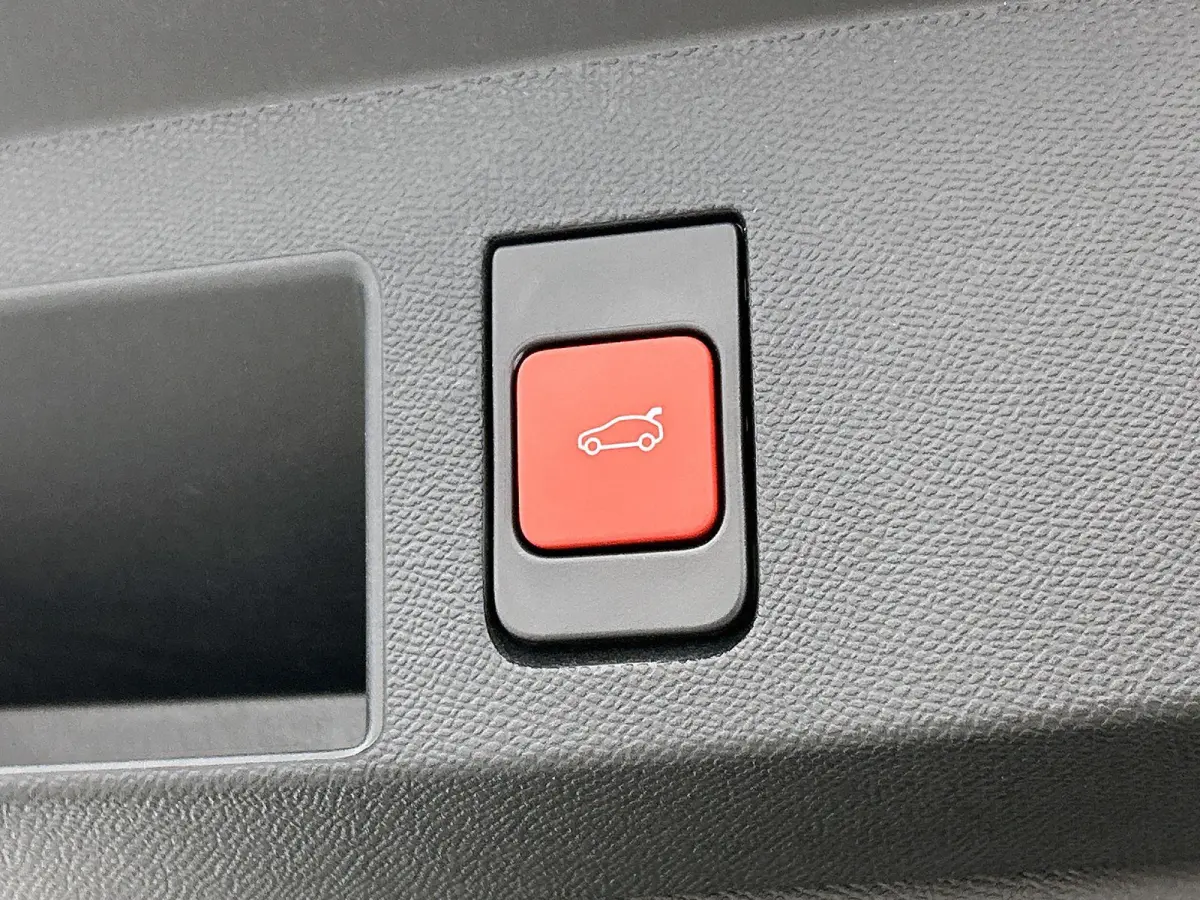 Max Comfort Range 73 kWh 210pk Automaat | 8 JAAR GARANTIE | NIEUW | SNEL LEVERBAAR | Schuif-/Kanteldak | Elektrische Bestuurdersstoel | Afneembare Trekhaak | Stoelmassage | 360 Camera | Elek