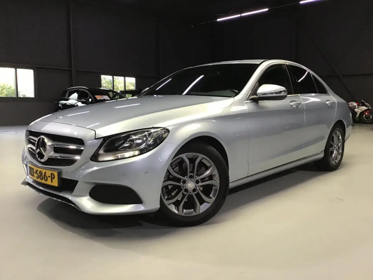 180 Prestige I 92xxx Km I 2e Eigen I Navi I Clima I Cruise I Stoelverw. I Led I 17 inch I Goed Onderhouden.