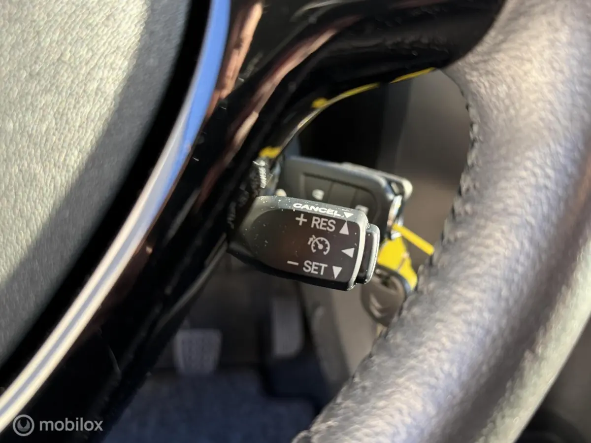 1.0 e-VTi Feel Airco Cruise NAP 5-deurs Bluetooth