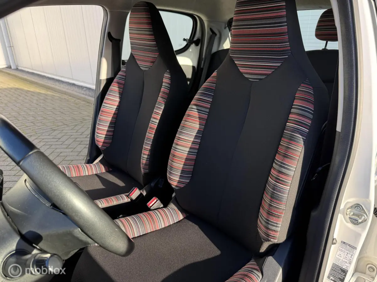 1.0 e-VTi Feel Airco Cruise NAP 5-deurs Bluetooth