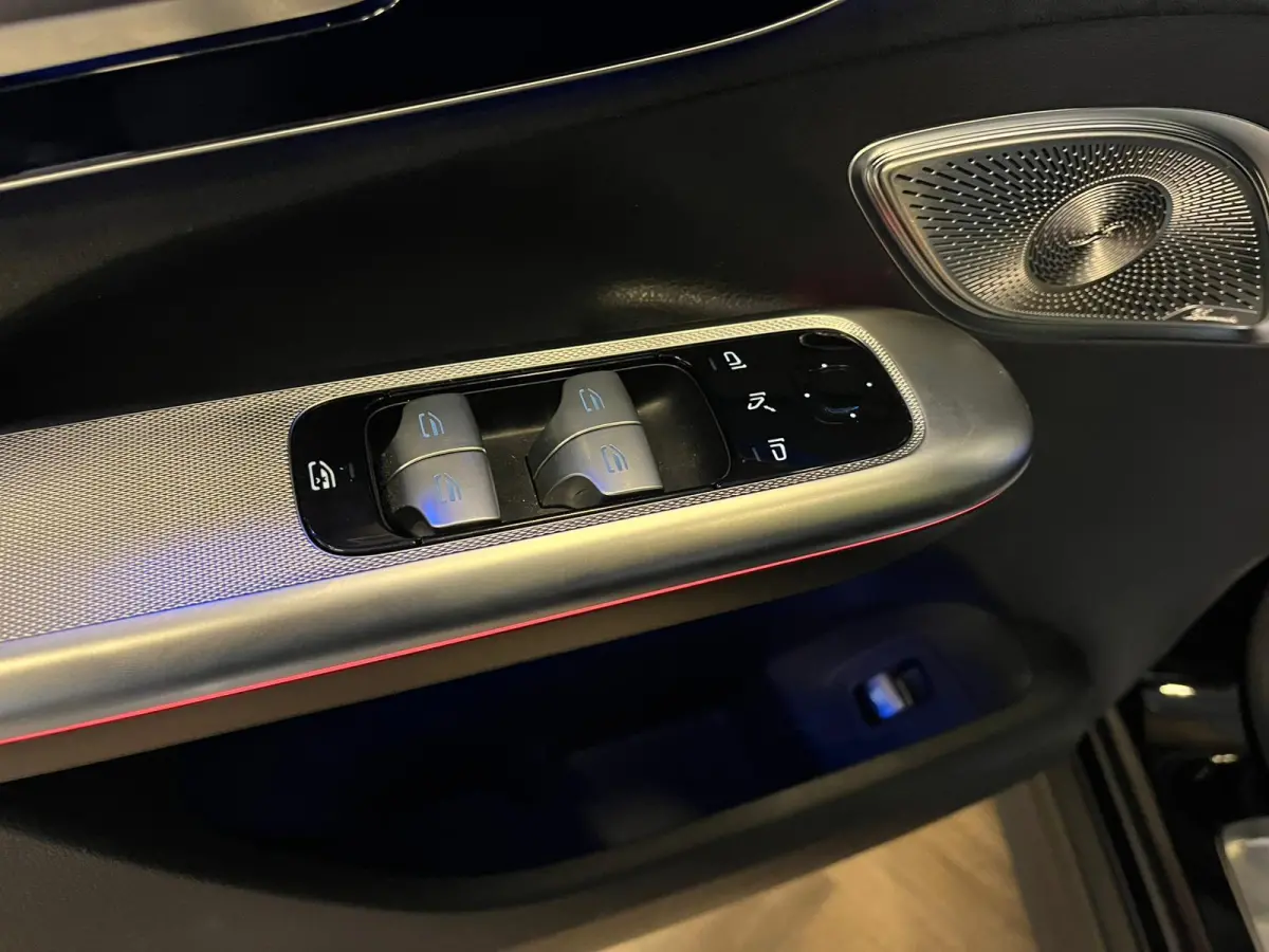 500 4Matic AMG Line 91 kWh|HYPERSCREEN|INCL BTW|NAP|