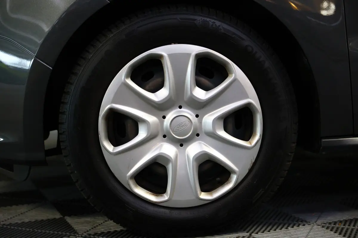 1.0 Titanium AIRCO CRUISE PDC BT STOELVW '17