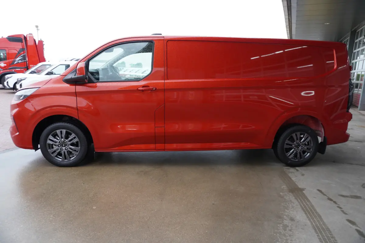 320L 2.0 TDCI 136PK L2H1 Limited Nr. V128 | Airco | Adap.Cruise | Navi