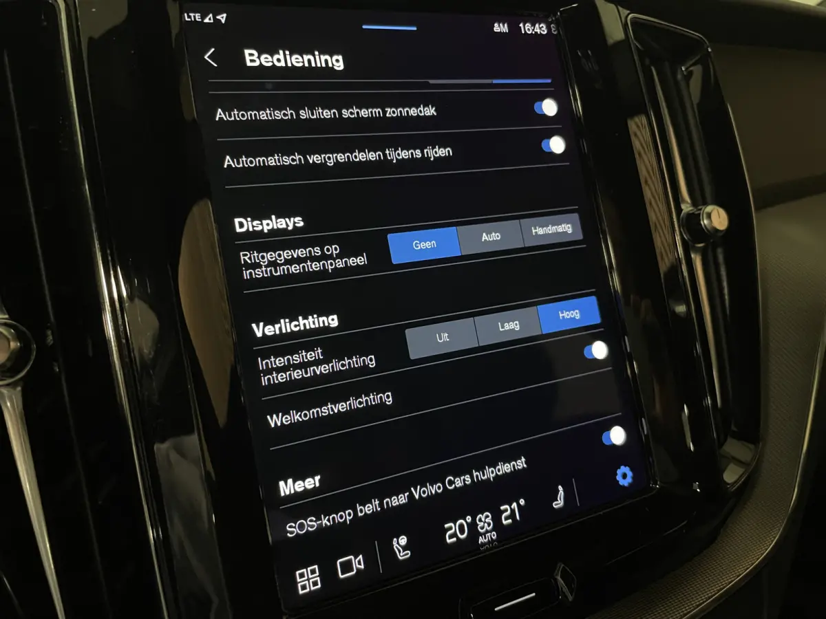 T6 AWD Recharge Plus Dark Long Range | Adaptieve Cruise Control | Stoel en Stuurwielverwarming | Parkeercamera | Pilot Assist | Bestuurdersstoel elektrisch geheugen | Contour Stoelen | Zitti