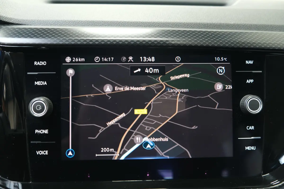 1.0 TSI Life Automaat - N.A.P. Airco, Cruise, Navi, PDC.
