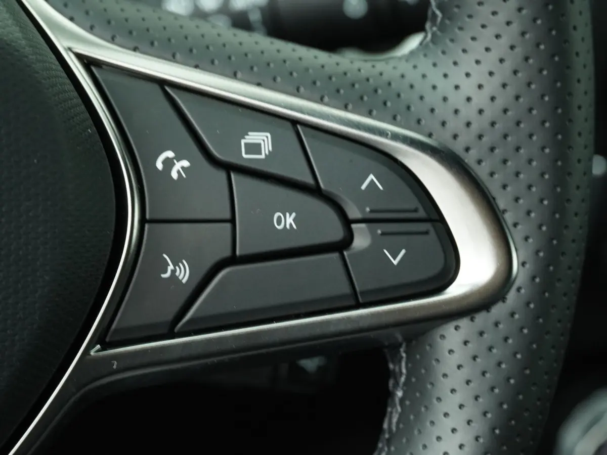 techno full hybrid E-Tech 145 | Groot Navigatie | Stoel- & Stuurverw. | Climate Control |