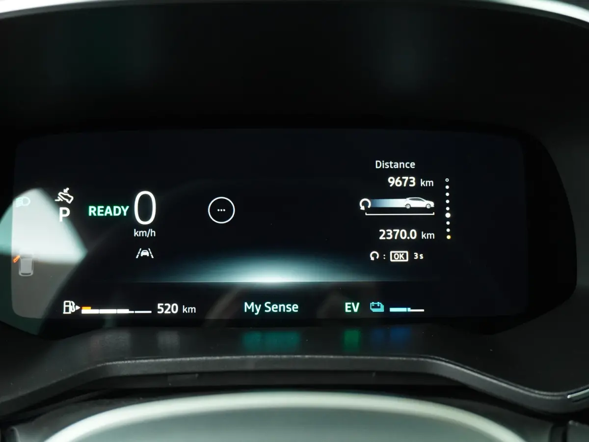 techno full hybrid E-Tech 145 | Groot Navigatie | Stoel- & Stuurverw. | Climate Control |