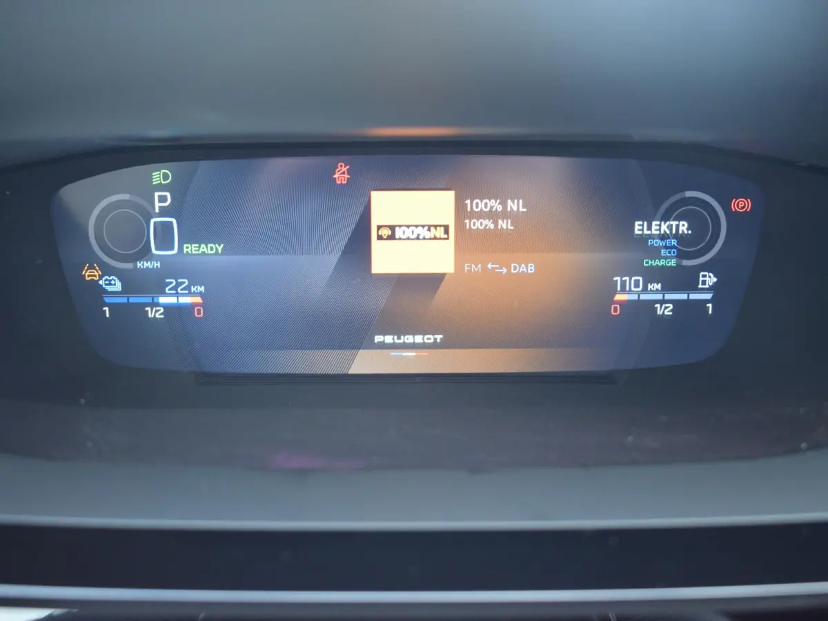 1.6 Plug-in Hybrid 195 GT ALCANTARA EXECUTIVE | 360 CAMERA MET SENSOREN | NAVI & CARPLAY | E.C.C. |