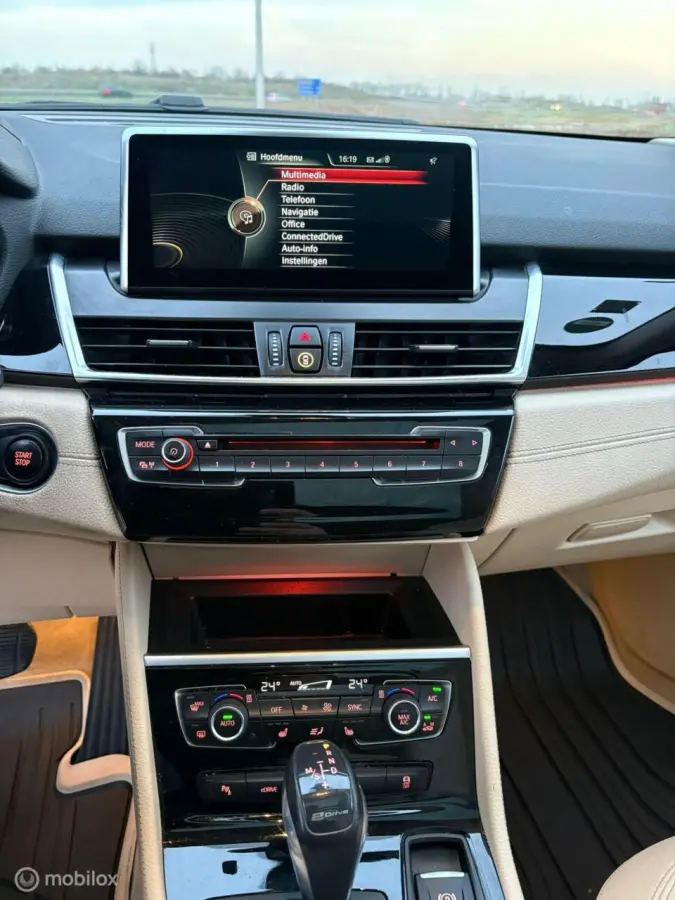 225xe Luxury