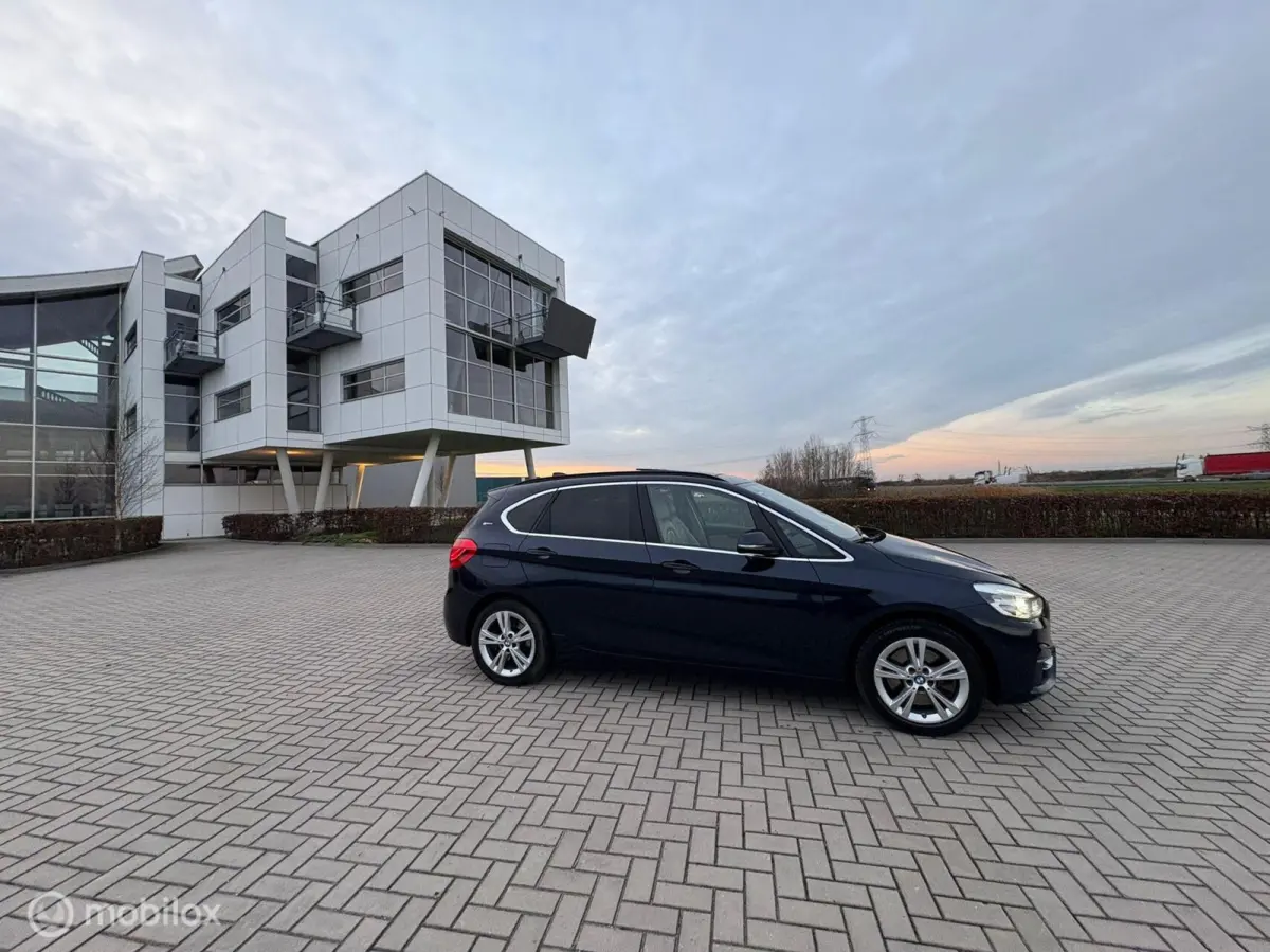 225xe Luxury