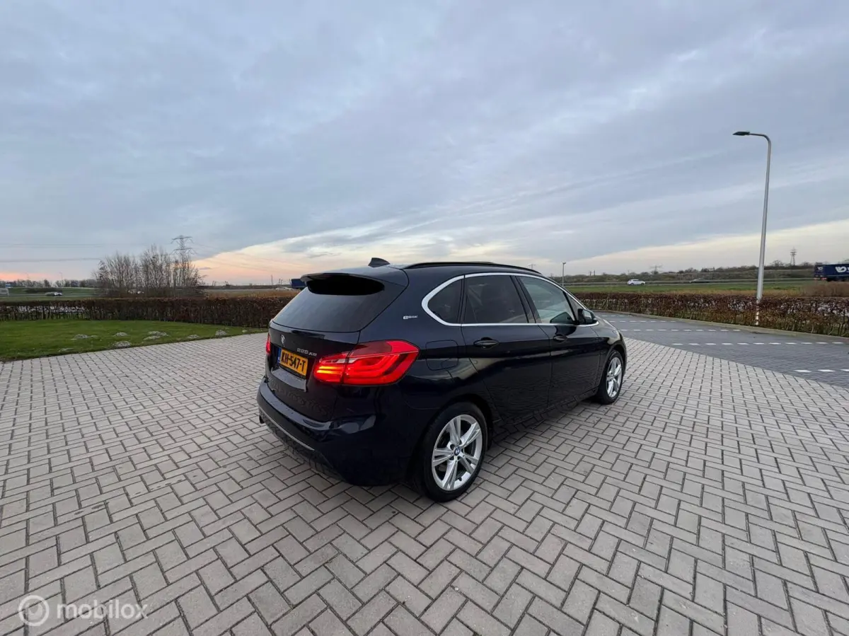 225xe Luxury