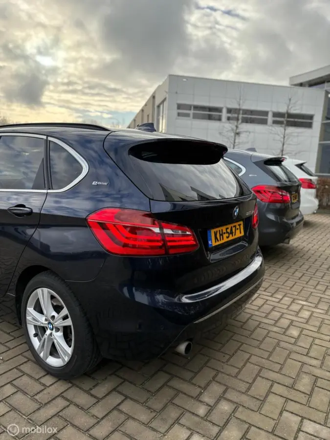 225xe Luxury