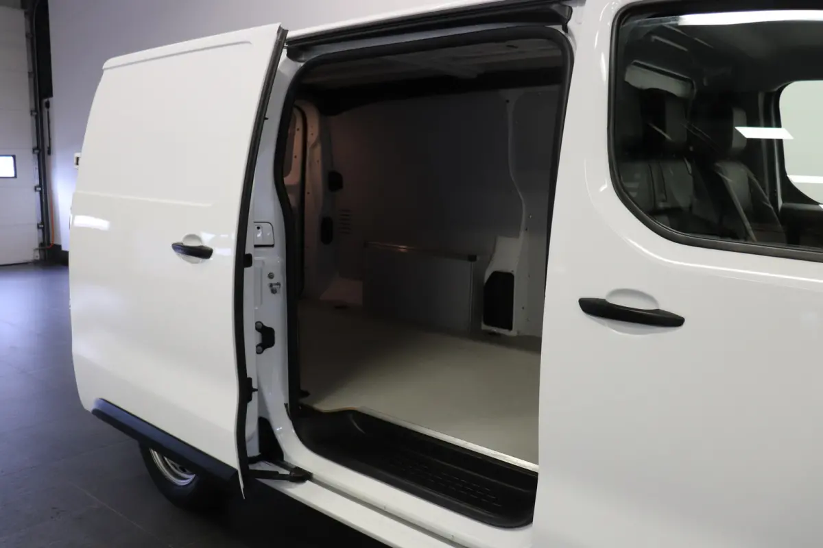 2.0 CDTI 145PK L3 EURO 6 - Airco - Cruise - PDC - €14.900,-  Excl.