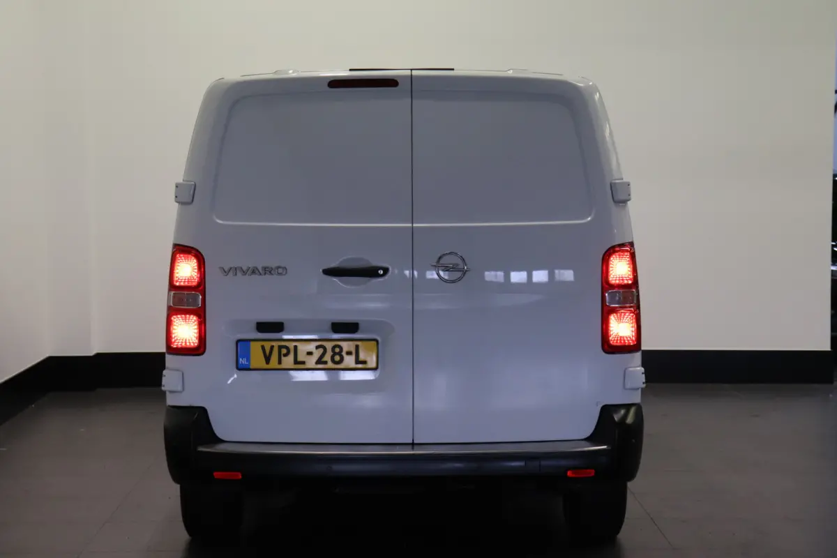2.0 CDTI 145PK L3 EURO 6 - Airco - Cruise - PDC - €14.900,-  Excl.