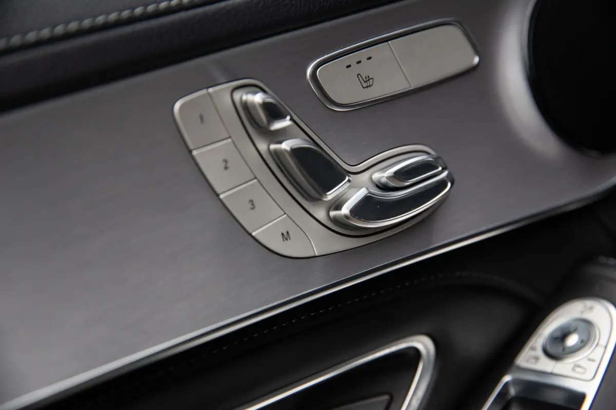 C63 AMG , Pano,  Adap. Cruise, Memory, 360-camera, Volledige Historie