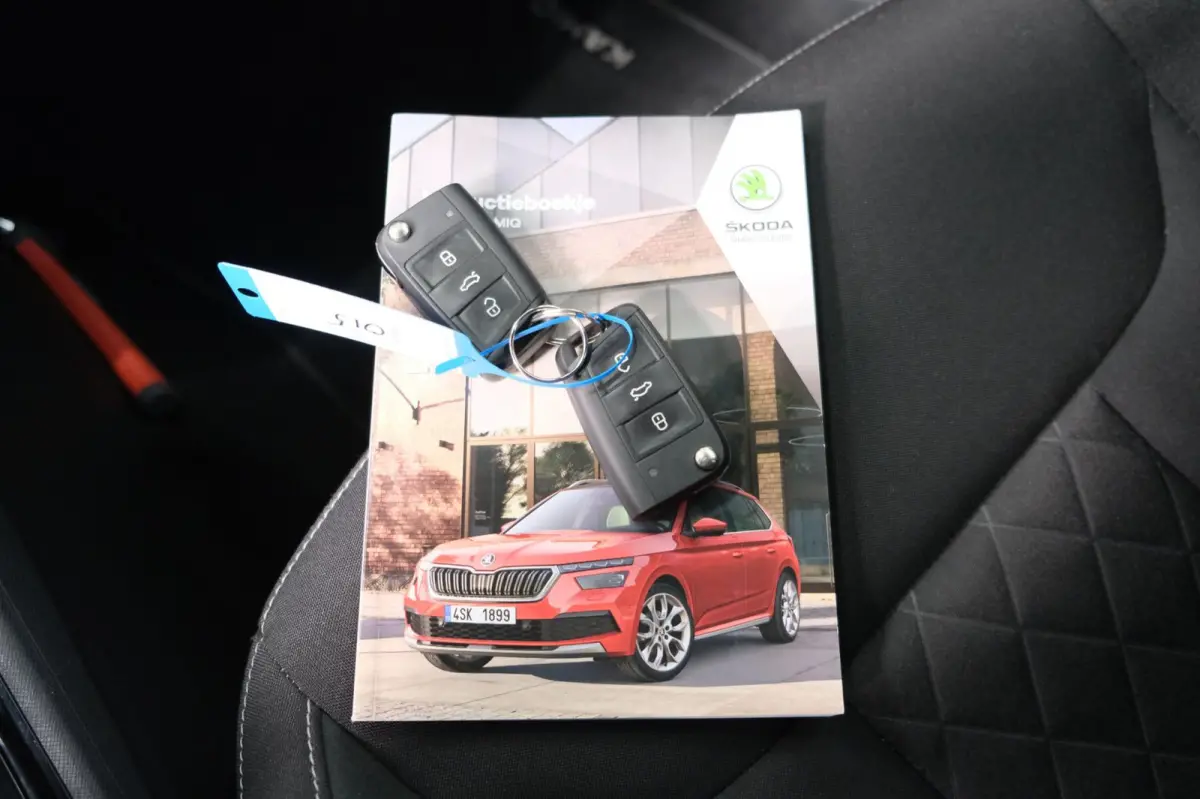 1.5 TSI ACT Sport Business Automaat - N.A.P. Airco, Cruise, Navi, Camera, PDC, Trekhaak.