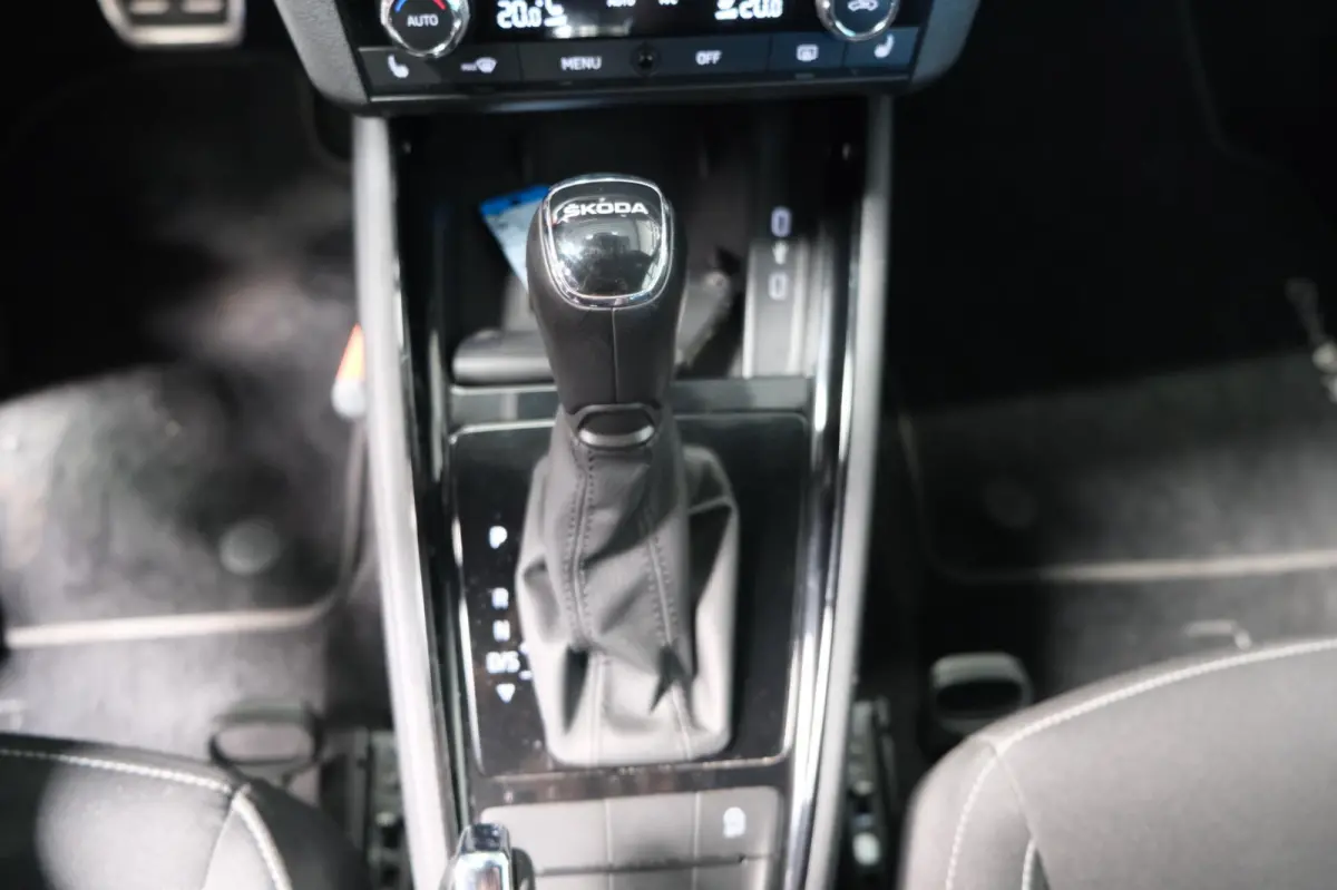 1.5 TSI ACT Sport Business Automaat - N.A.P. Airco, Cruise, Navi, Camera, PDC, Trekhaak.