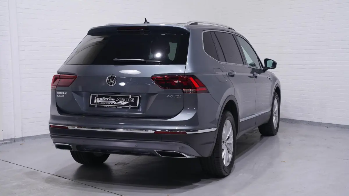 2.0 TDI 150 pk GRIJS KENTEKEN 360 Camera, Navi, HUD, LED Koplampen, Parkeerhulp