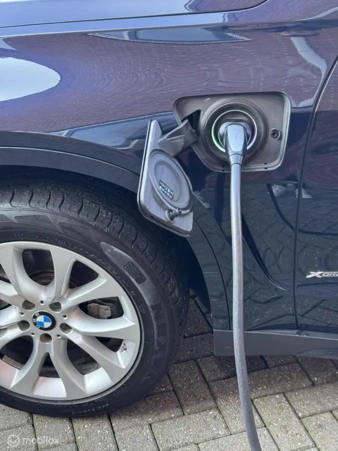 xDrive40e High Executive M-Sport Innovation B&O