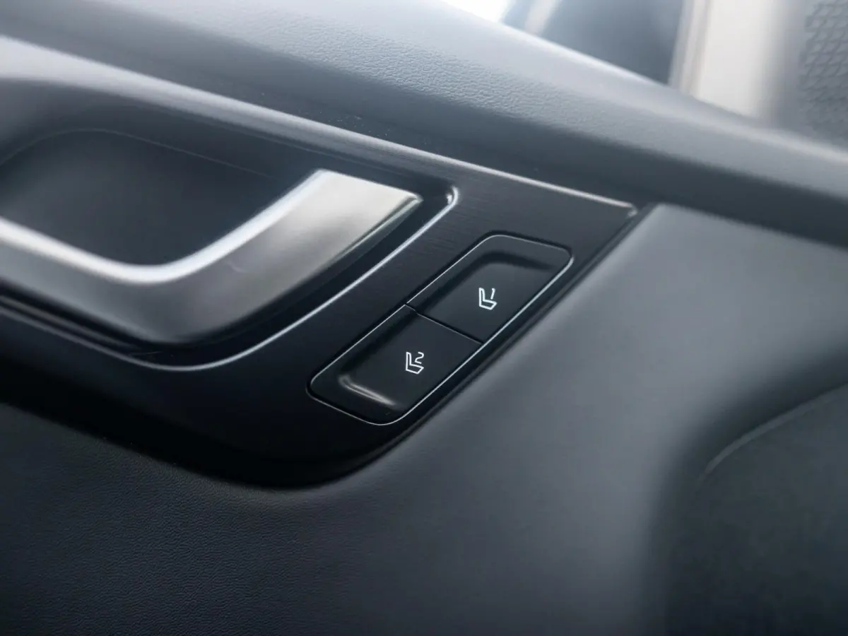 Edition Advanced 84.0 kWh | SOH 99.3% l Lage bijtelling tot 10-2029! Leder | Stoel & Stuurverwarming | Nieuw model!