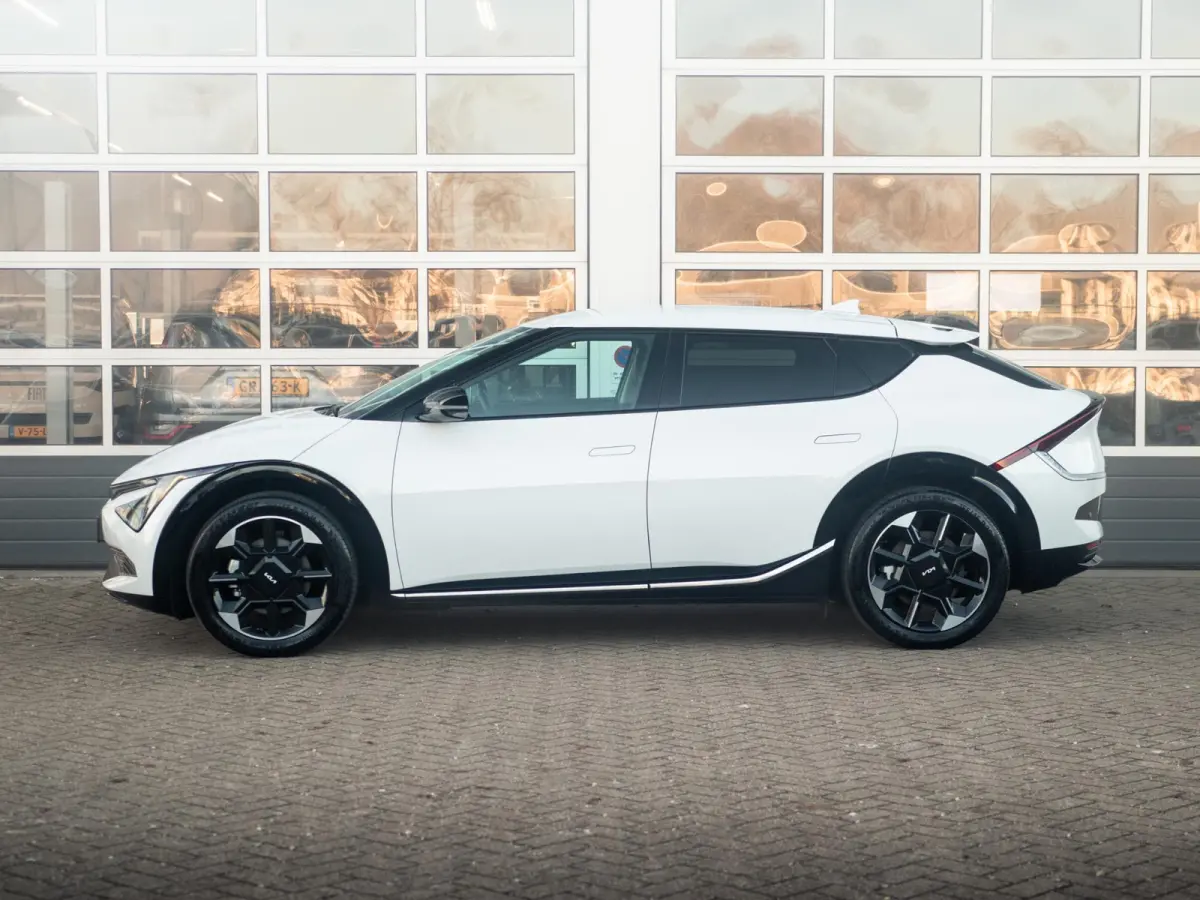 Edition Advanced 84.0 kWh | SOH 99.3% l Lage bijtelling tot 10-2029! Leder | Stoel & Stuurverwarming | Nieuw model!